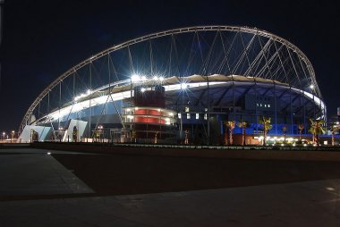 800px-KhalifaStadiumExteriorDoha.jpg